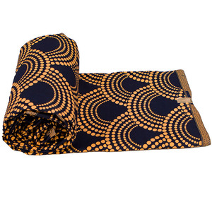 <span class=keywords><strong>Tissu</strong></span> artisanal Ankara en <span class=keywords><strong>polyester</strong></span> 100% durable 105GSM à motif à pois et à rayures pour vêtements - Product Image 3