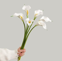 Mini fleurs artificielles en EVA blanc, calla réaliste faites à la main pour la décoration de la maison, des mariages et de Thanksgiving (vente en gros)