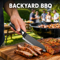 Couteau de Chef BBQ pour Steak, Lame en Acier Inoxydable Noircie, Tranchant, Antiadhésif, Poignée Ergonomique pour la Préparation de Viandes et les Barbecues Hebdomadaires