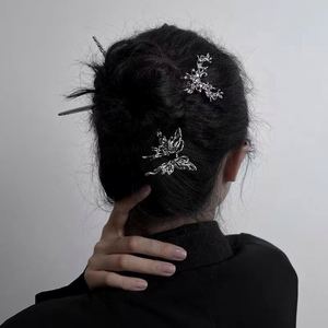Épingles à cheveux papillon Y2K tendance pour femmes, pinces à cheveux en métal minimalistes irrégulières, accessoires pour chignon, coiffure pour filles - Product Image 4