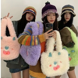 Sac fourre-tout en peluche de style MXM, mignon petit monstre de dessin animé, grande capacité, sac à bandoulière pour écolière, cadeau en gros - Product Image 2