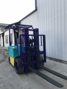 Montacargas Eléctrico Usado Komatsu de 3 Toneladas de Alta Eficiencia, 4 Ruedas, Portátil, con Tres Puertas, 1 Año de Garantía, Manual, Entrega Rápida - Product Image 5