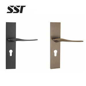 Juego de Manijas de Puerta con Cerradura para Puertas Interiores, Diseño de Fabricante Mayorista con Servicio OEM Estándar SSR - Product Image 5
