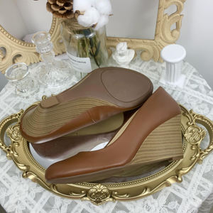 Scarpe da donna boutique personalizzate alla moda retrò punta tonda tacchi inclinati scarpe da donna scarpe da <span class=keywords><strong>sposa</strong></span> - Product Image 3