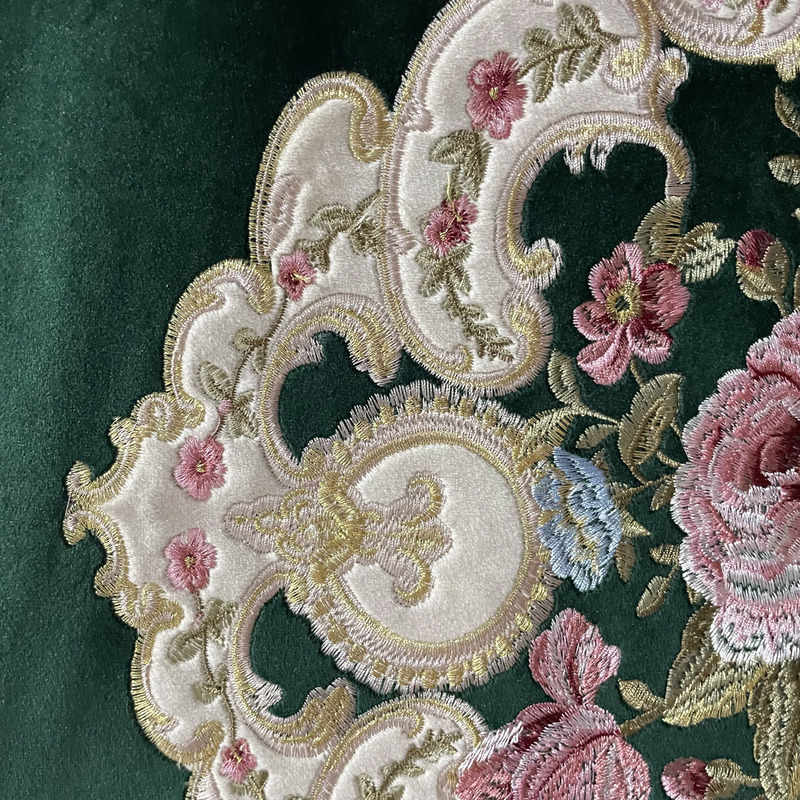 Wholesale Luxury Embroidery Velvet Fabric 100