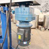 Mélangeur-disperseur hydraulique à double axe concentrique pour produits chimiques avec agitateur à cadre et grattoir mural