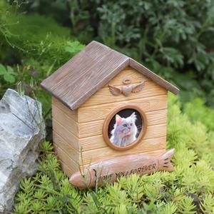 Urna para Mascotas con Forma de Casa de <span class=keywords><strong>Madera</strong></span>, Urna de Resina para Cenizas de Perros y Gatos, Marcador Conmemorativo Personalizado para Jardín o Tumba, Regalo de Condolencias - Product Image 3