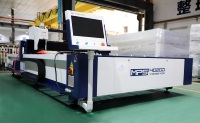 Découpeuse laser à fibre Han's Laser 3015 CNC 3000W pour la découpe de tôles