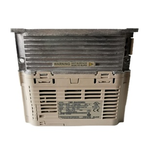 Nouvel et original variateur de fréquence électrique J1000 CIMRJB4A0009BBA 3AC 3 phases 380-480V 3.7kW/3.0kW VFD CIMR-JB4A0009BBA - Product Image 4