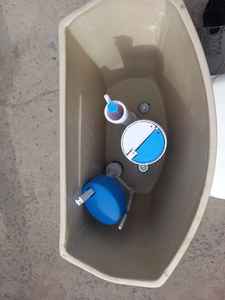 Inodoro de Cerámica de Dos Piezas con Doble Descarga para Baño, Suministro de Fábrica al por Mayor, Proveedor Indio, Precio al por Mayor - Product Image 5