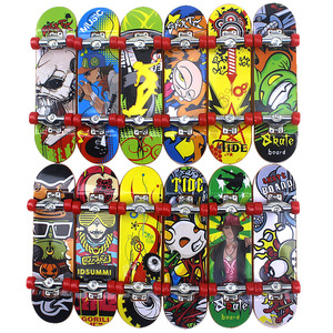 Nouveau mini skateboard pour doigts, jouets de bureau professionnels, mouvements créatifs des doigts, cadeaux de fête, cadeaux originaux en plastique - Product Image 2