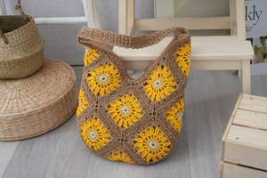 Sac seau d'épaule en paille tressée de luxe pour femme, style patchwork <span class=keywords><strong>granny</strong></span> square <span class=keywords><strong>au</strong></span> <span class=keywords><strong>crochet</strong></span>, personnalisable, pour voyage, plage, ou à porter sous le bras - Product Image 6