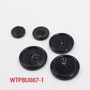 थोक मूल्य स्टॉक काले भूरे रंग का कस्टम लोगो 4 छेद गोल असली प्राकृतिक भैंस सींग का बटन - Product Image 5