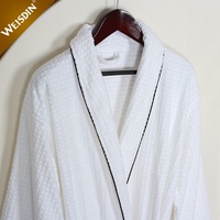 Peignoir unisexe en coton matelassé, col châle, blanc, bon marché, vente en gros, expédition depuis l'allemagne