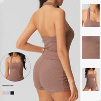 Ensemble 2 pièces court à séchage rapide, coupe ajustée, anti-transparence, style sportswear et loungewear, imprimé rayé, comprenant un crop top halter rembourré sans manches et un short