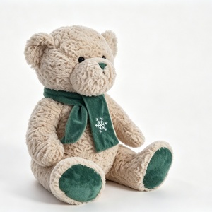 Sac à dos en peluche beige personnalisé à poils bouclés, écharpe brodée flocon de neige vert assortie, patins de patte verts, rembourrage en coton PP - Product Image 2