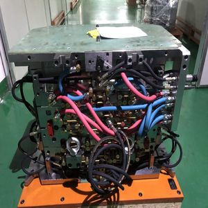 कस्टम ओम स्प्रे बंदूक मोल्ड परिशुद्धता इंजेक्शन मोल्डिंग उपकरण औद्योगिक ग्रेड संक्षारण प्रतिरोधी धातु उच्च गुणवत्ता - Product Image 4