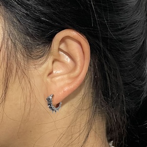 Pendientes de Aro Góticos Punk con Calavera y Púas, Joyería Atrevida para Fiesta de Halloween, Festival, Club Nocturno - Product Image 5