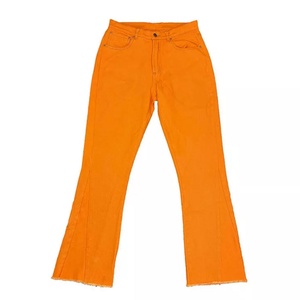 Jeans personnalisés pour hommes, coupe évasée tendance orange, coupe décontractée, denim extensible de qualité supérieure - Product Image 2