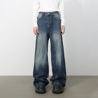 Jean large pour homme, coupe ample et décontractée, finition déchirée, cinq poches, fermeture boutonnée, passants de ceinture, longueur intégrale, pantalon en denim streetwear
