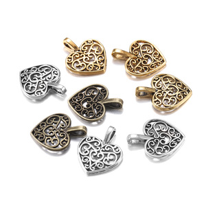 Colgante hueco en forma de corazón de aleación de zinc de 15x18 mm en plata antigua, oro y bronce para la fabricación de collares. - Product Image 5