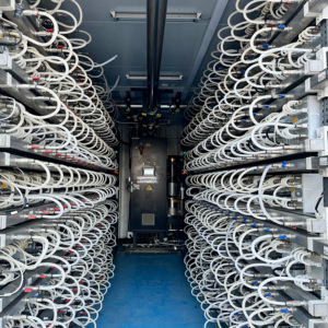 Контейнер DrolinBox для майнинга с жидкостным охлаждением, усовершенствованные гидрорешетки 40HC, 192 сервера S19 для гидропошлинного майнинга, размещение ASIC-майнеров, мощность 1000 кВт - Product Image 3