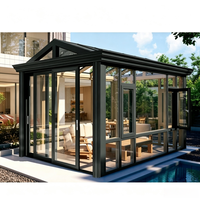 Véranda de jardin d'hiver en verre, design triangulaire en verre trempé, pour villa indépendante, résidence privée, espace de loisirs et de détente dans la cour