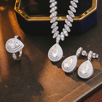 Parure de bijoux personnalisée vintage en moissanite et diamant, avec bague, boucles d'oreilles et collier en forme de poire, pour soirée, en or, certifiée IGI