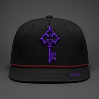 Casquette Trucker 5 Panneaux Vintage Personnalisée avec Broderie, Visière en Mousse et Filet, Style Urbain Chicano Côte Ouest, Vente en Gros