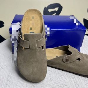 Mules de luxe décontractées à bout fermé avec semelles en liège, sandales plates vintage de haute qualité, pantoufles de créateur avec logo - Product Image 4