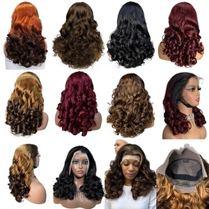 Perruque bouclée longue de 18 pouces avec dentelle frontale 13x4, style populaire des influenceurs, peut être portée droite, inclinée ou volumineuse - Product Image 4