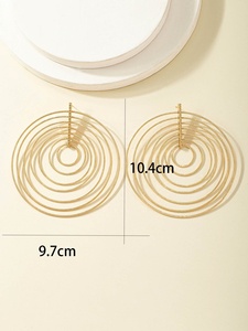 Boucles d'oreilles tendance pour femmes de style européen et américain, en alliage plaqué or, style japonais et coréen, grandes, multicouches, exagérées, avec diamants - Product Image 6