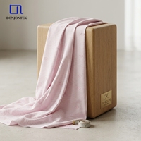 35% Coton 35% Lyocell 30% Polyester Tissu respirant teint en fil et coupé sur fil avec certification OEKO-TEX 100 GRS GOTS