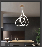 Lustre d'anneau de flux moderne d'emballage de style moderne pour le salon lampe en plastique silicone acrylique en caoutchouc souple éclairage décoratif