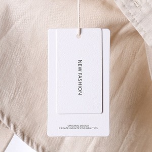 <span class=keywords><strong>Etichette</strong></span> Personalizzate in Carta con Logo in Rilievo, Finitura Opaca, Stampa a Caldo, Cartellini di Lusso <span class=keywords><strong>per</strong></span> Biglietti da Visita - Product Image 2