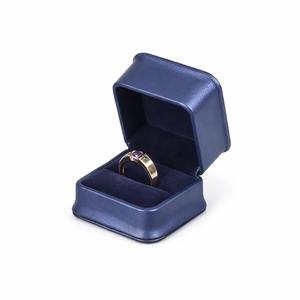 Elegant Private Label Leather Ring <b>Box</b> Factory Bulk Personalized <b>Wedding</b> Jewelry Packaging <b>Box</b> Wholesale for Global Jewelers - Product Image 6