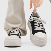 Baskets décontractées pour hommes, confortables, respirantes, tendance, polyvalentes, à semelle épaisse, rehaussantes, antidérapantes, résistantes à l'usure, en toile
