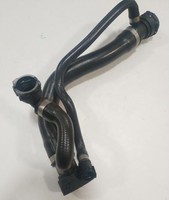 OE 17127519248 EPDM yang Diperkuat 190 ℃   Selang Pendingin Radiator Atas Tahan Suhu Tinggi Untuk BMW E60 E61 M54