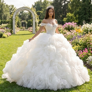 Vestido de Novia de Tul con Volantes Florales 3D sin Tirantes, Color Marfil, Modelo Wx375, con Apliques de Encaje y Cuentas, Jancember - Product Image 1