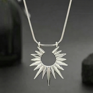 Collar de Clavícula de Acero de Titanio Sunburst, Joyería de Moda - Product Image 5