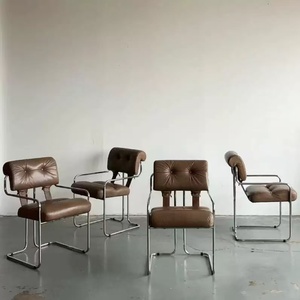 Fauteuil de salle à manger industriel de luxe en cuir noir, dossier haut, accoudoirs fixes, dossier capitonné, structure tubulaire en métal, mobilier de maison - Product Image 4