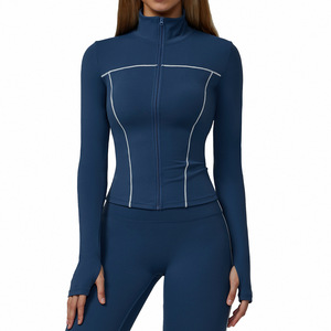 เสื้อแจ็คเก็ตโยคะสีน้ำเงินเข้มสำหรับผู้หญิง EWT2036 แบบซิป ทรงเข้ารูป กันลม เหมาะสำหรับเล่นกีฬากลางแจ้งและออกกำลังกาย - Product Image 1