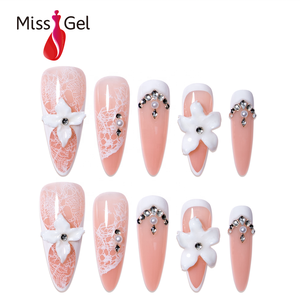 Ongles à presser de luxe rose nude en dentelle, longs, à talon aiguille, avec fleurs blanches 3D incurvées, perles et strass, <span class=keywords><strong>32</strong></span> pièces, <span class=keywords><strong>taille</strong></span> complète - Product Image 1