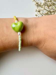 Bracelet bohème élastique fait main en <span class=keywords><strong>perles</strong></span> de verre japonaises bon marché, tendance et mignonnes, avec des <span class=keywords><strong>perles</strong></span> en forme de cœur <span class=keywords><strong>Miyuki</strong></span> pour femmes - Product Image 4