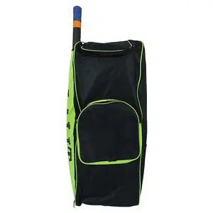 Wholesale alibaba China personal outdoor sport cricket kit bag with shoulder straps