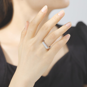 Minimalische Siegelringe Damen Herren Edelstahl breite rechteckige geometrische Ringe Mode Hochzeit Schmuck Geschenk Großhandel - Product Image 2