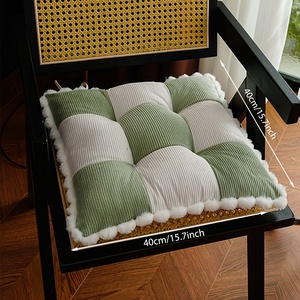 Coussin de siège carré en velours côtelé avec décoration de boules en peluche assorties aux couleurs du motif, coussin de chaise de bureau, coussin de siège polyvalent - Product Image 2