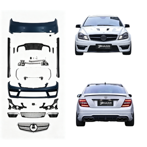 Nuovo Kit Carrozzeria Completo PHARRI per <span class=keywords><strong>Mercedes</strong></span> Classe <span class=keywords><strong>C</strong></span> W204 <span class=keywords><strong>Berlina</strong></span> 2011-2014, Aggiornamento allo Stile C63 AMG - Product Image 1