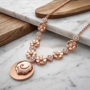 Collier avec pendentif floral en argent 925 plaqué or rose italien, ensemble avec boucles d'oreilles assorties, bijoux de créateur pour femmes - Product Image 2