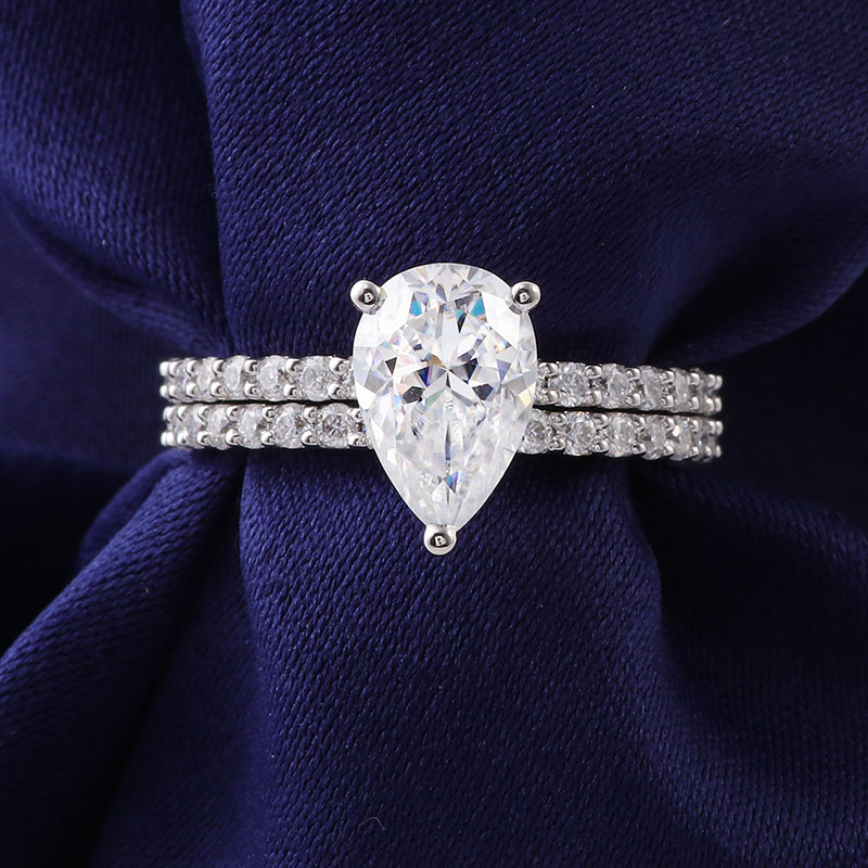 Bague en or massif 18 carats avec diamant moissanite véritable